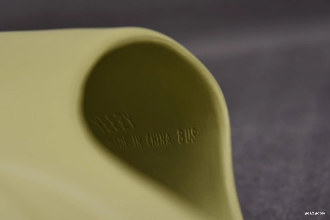 Yeezy GZ5551 Resin Adidas Slide 0730